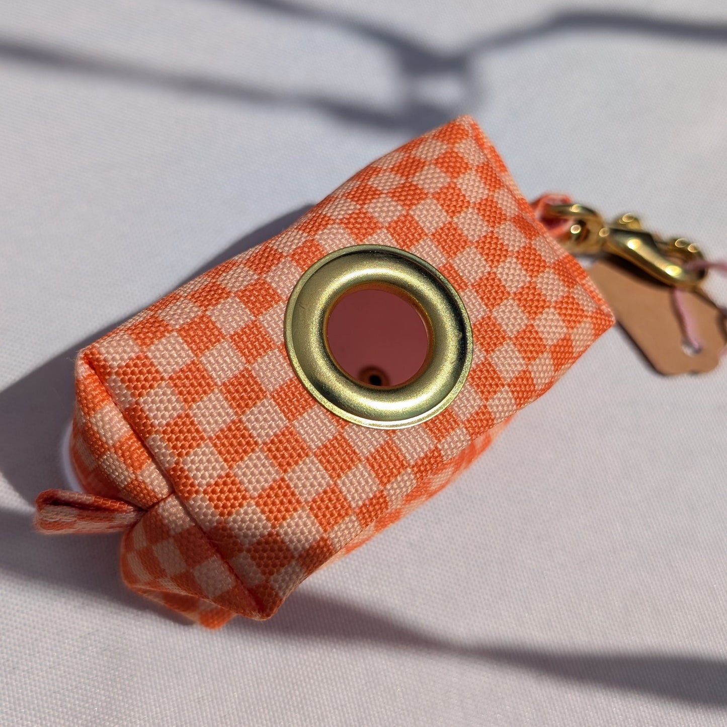🧡 Distributeur de Poop Bag – Damier Orange